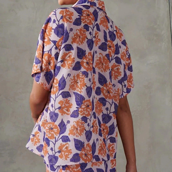 NWT WHO WHAT WEAR Women's Resort Shirt - Pressed Floral - Lilac/Marigold- Size M - Picture 3 of 10